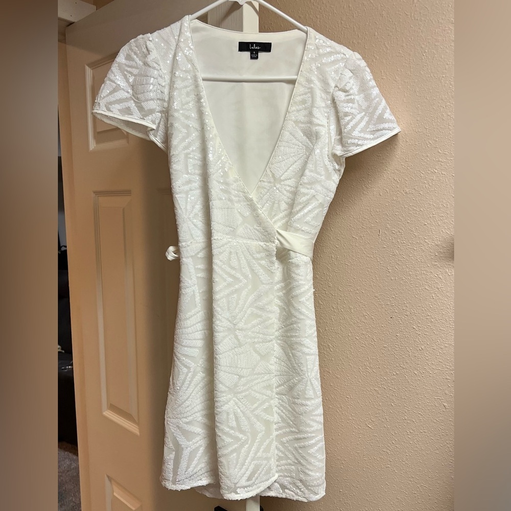 Lulus White Sequin Short Sleeve Wrap Mini Dress, Size Small